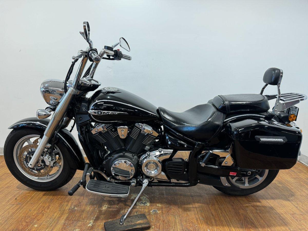 2014 YAMAHA XVS1300A V-STAR CRUISER