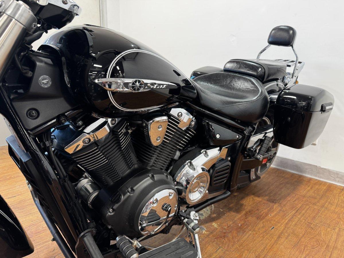 2014 YAMAHA XVS1300A V-STAR CRUISER