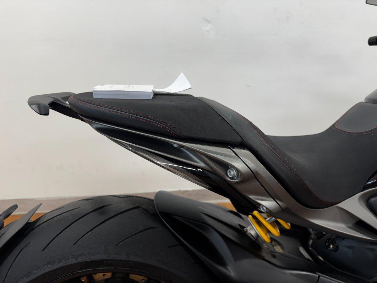 2025 DUCATI XDIAVEL V4 CRUISER