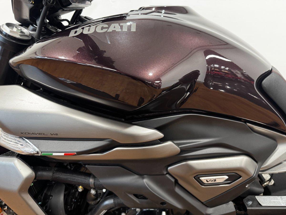 2025 DUCATI XDIAVEL V4 CRUISER