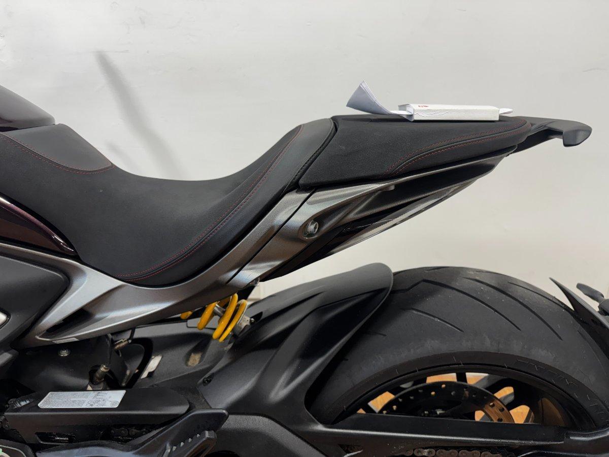2025 DUCATI XDIAVEL V4 CRUISER