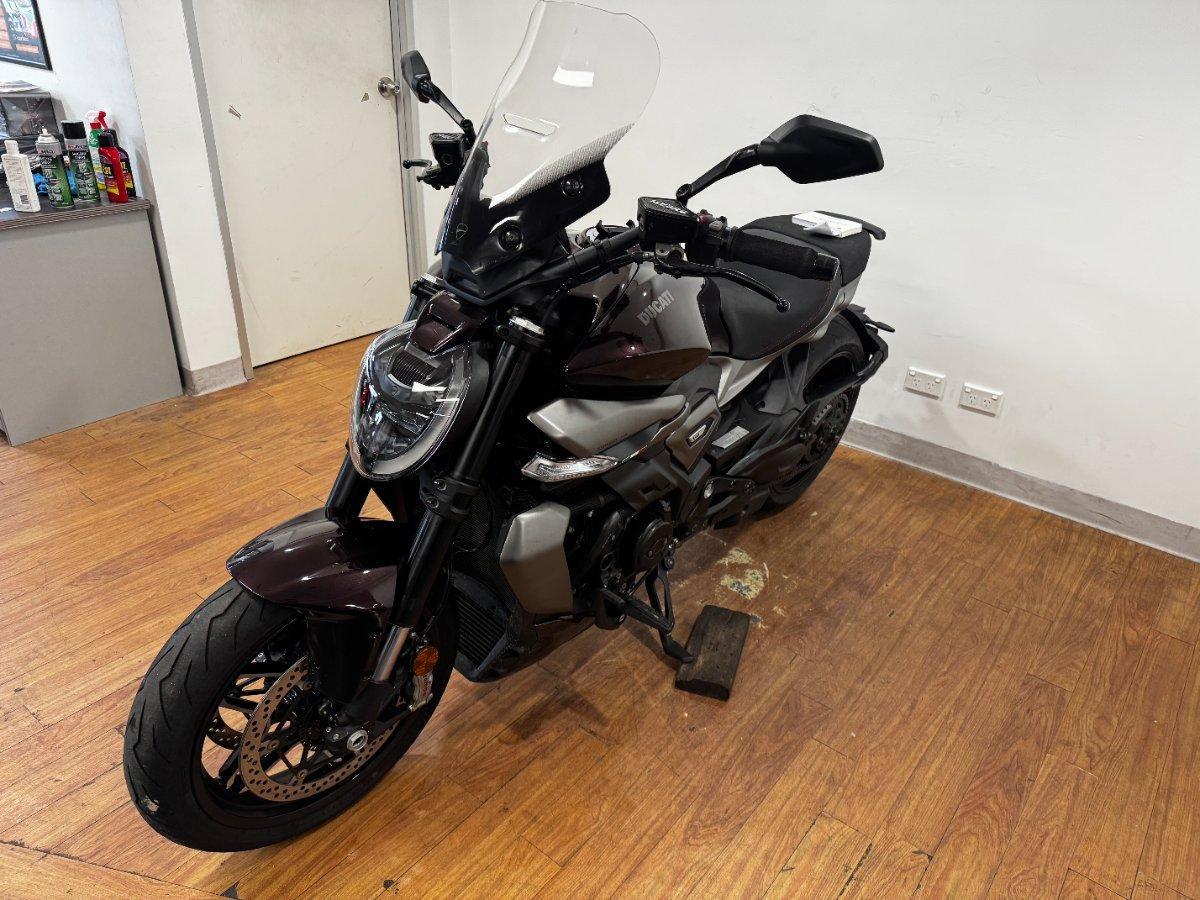 2025 DUCATI XDIAVEL V4 CRUISER