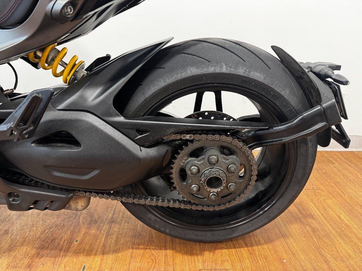 2025 DUCATI XDIAVEL V4 CRUISER