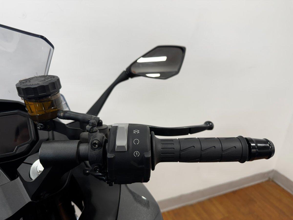 2025 KAWASAKI NINJA 1100SX SPORTS