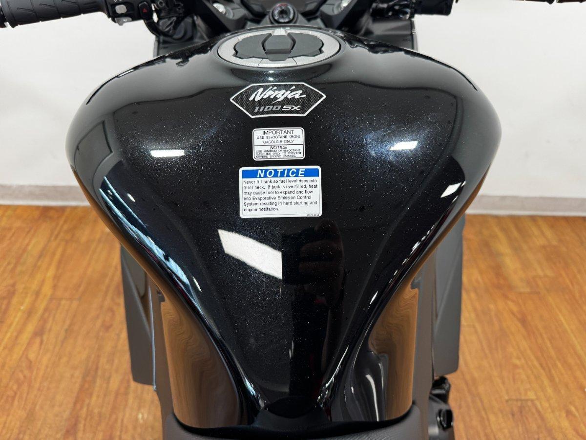 2025 KAWASAKI NINJA 1100SX SPORTS