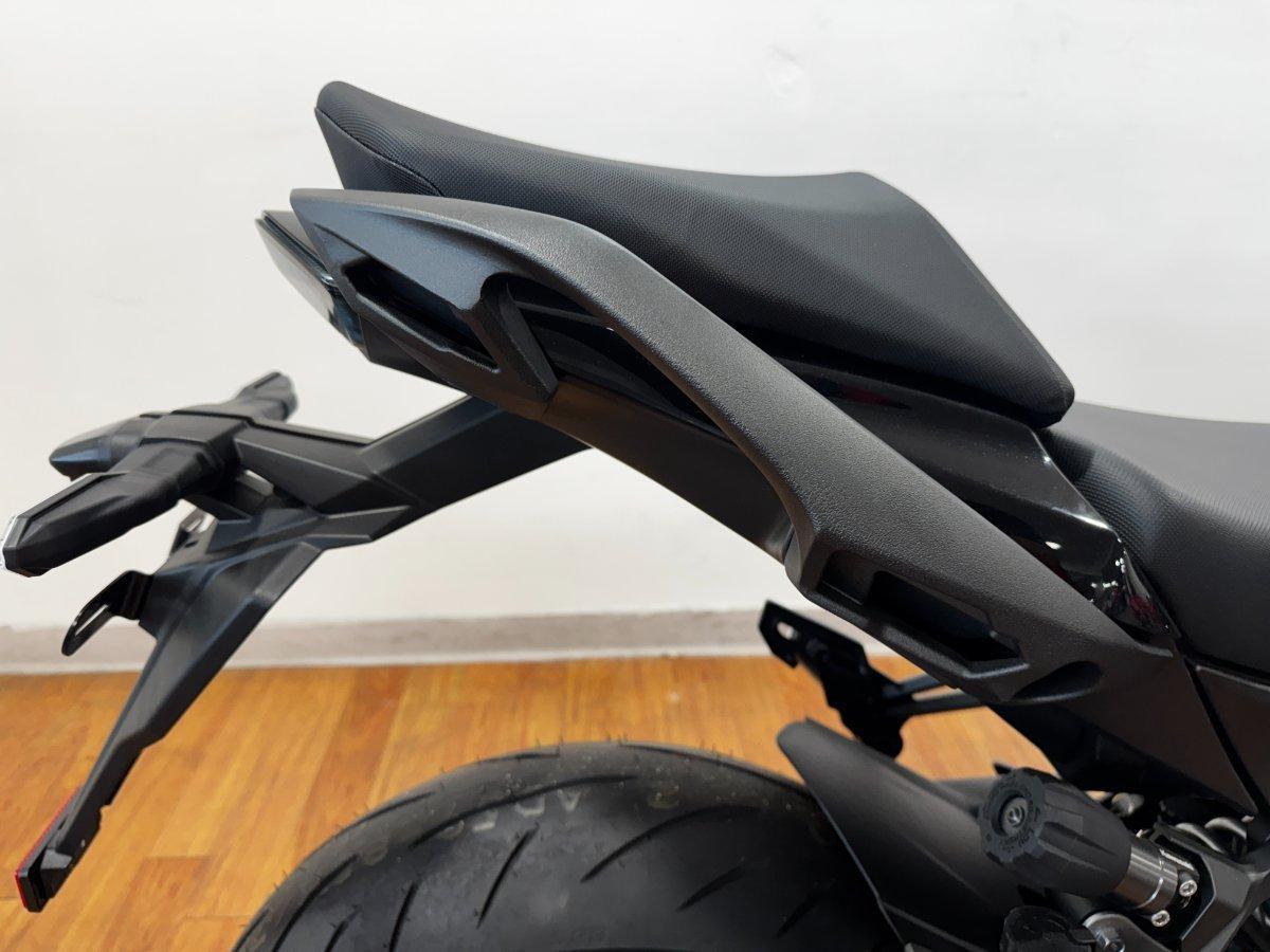 2025 KAWASAKI NINJA 1100SX SPORTS