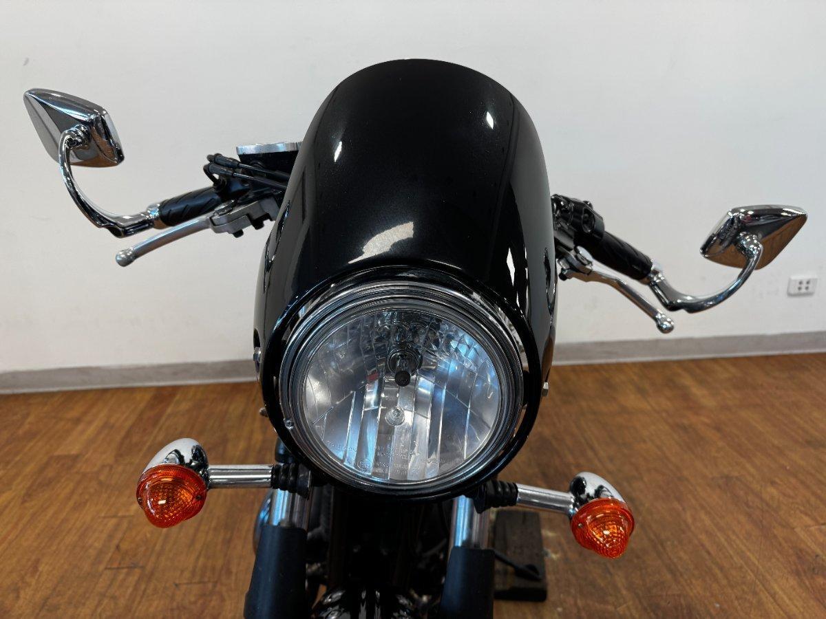 2010 TRIUMPH THRUXTON 900 ROAD