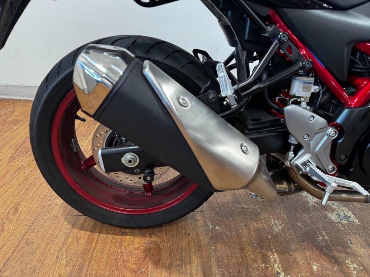 2022 SUZUKI SV650 LAMS ABS ROAD