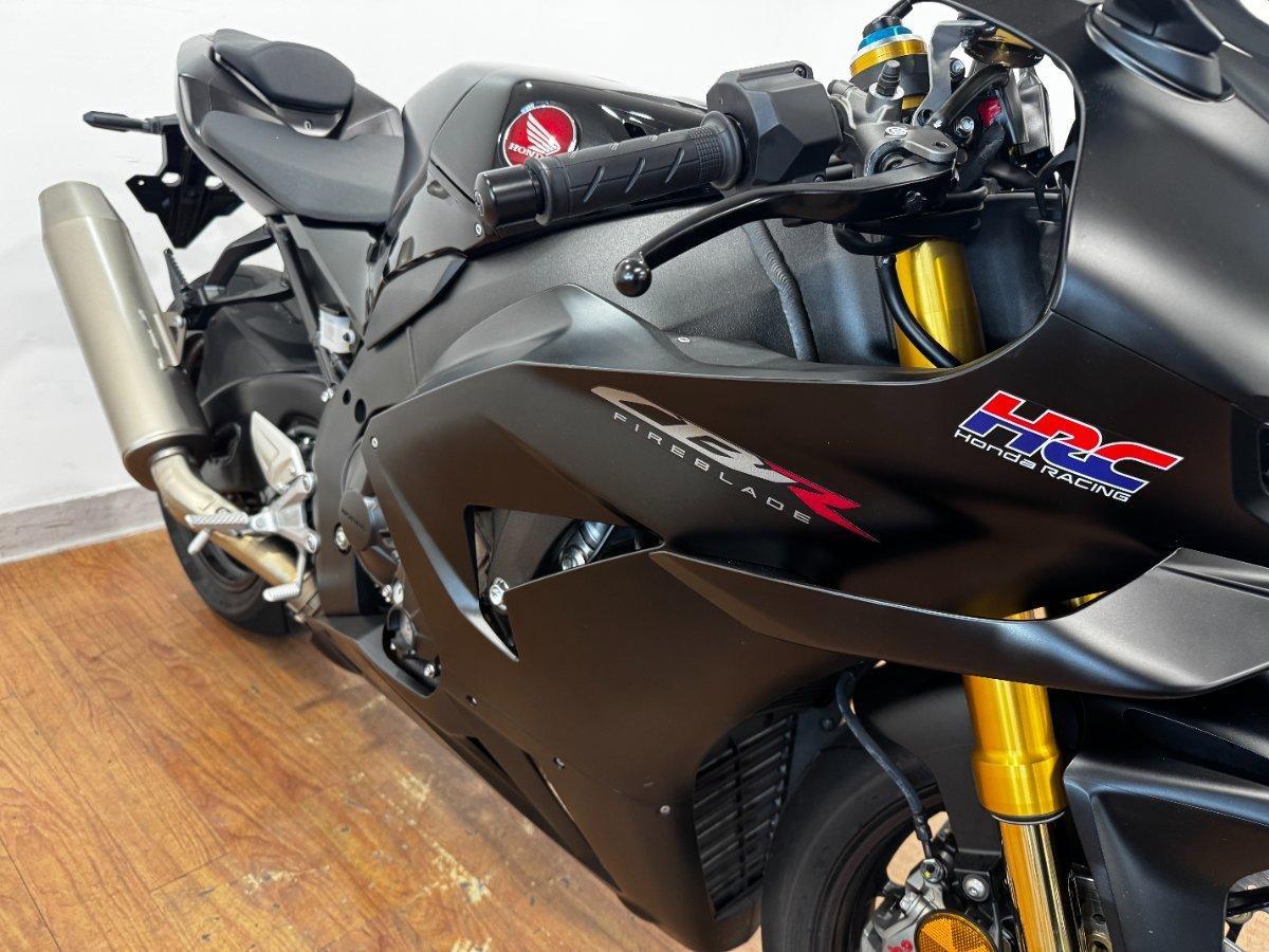 2024 HONDA CBR1000RR-R SP (FIREBLADE) ABS ROAD