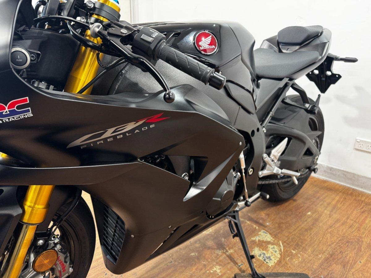 2024 HONDA CBR1000RR-R SP (FIREBLADE) ABS ROAD