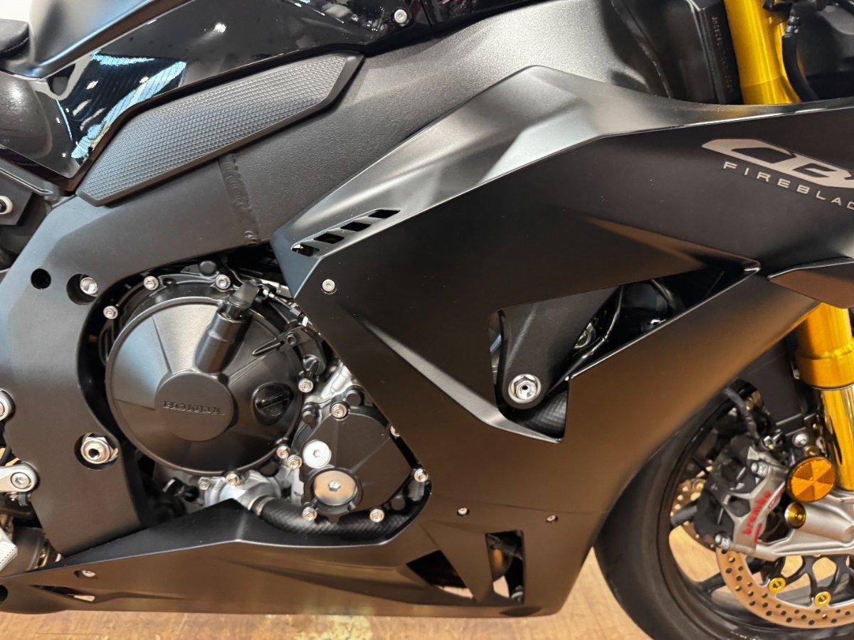 2024 HONDA CBR1000RR-R SP (FIREBLADE) ABS ROAD