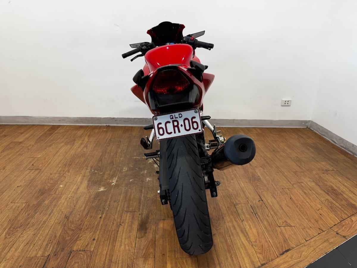 2015 HONDA CBR300R (ABS) ROAD