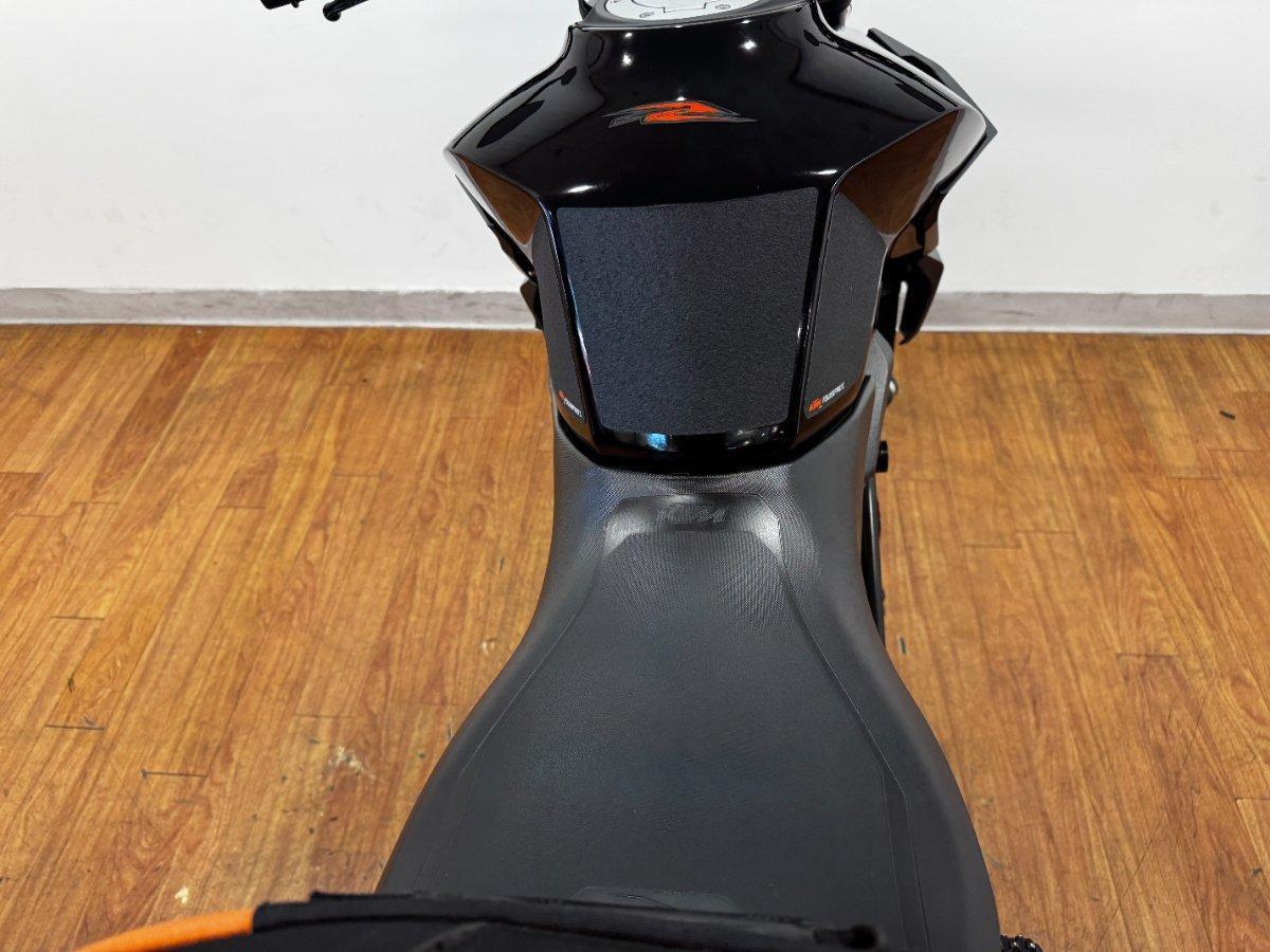 2018 KTM 1290 SUPER DUKE R SPORTS
