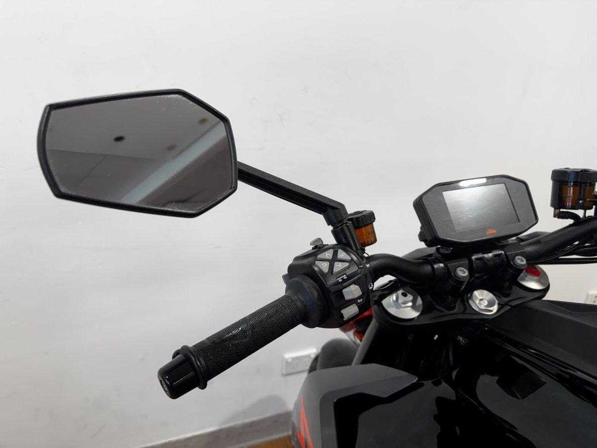 2018 KTM 1290 SUPER DUKE R SPORTS
