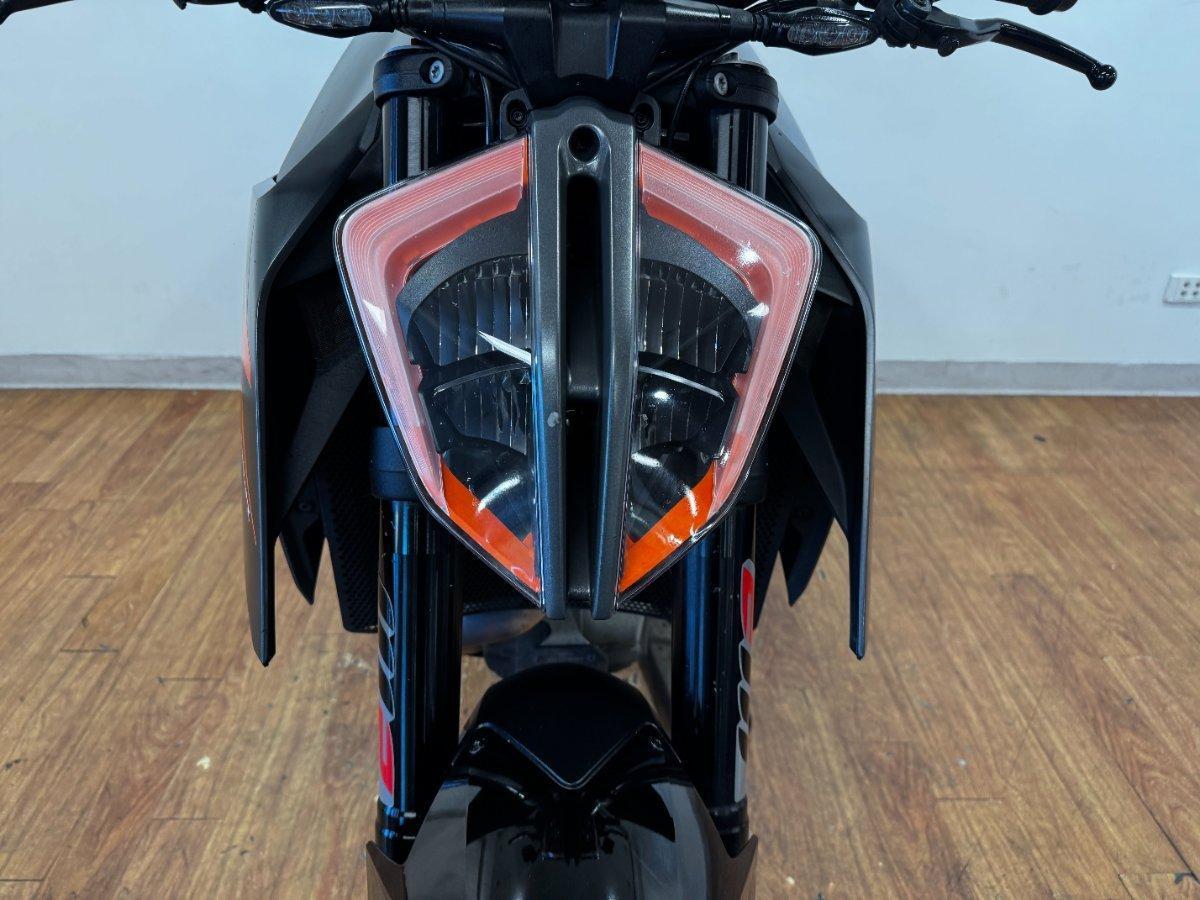 2018 KTM 1290 SUPER DUKE R SPORTS