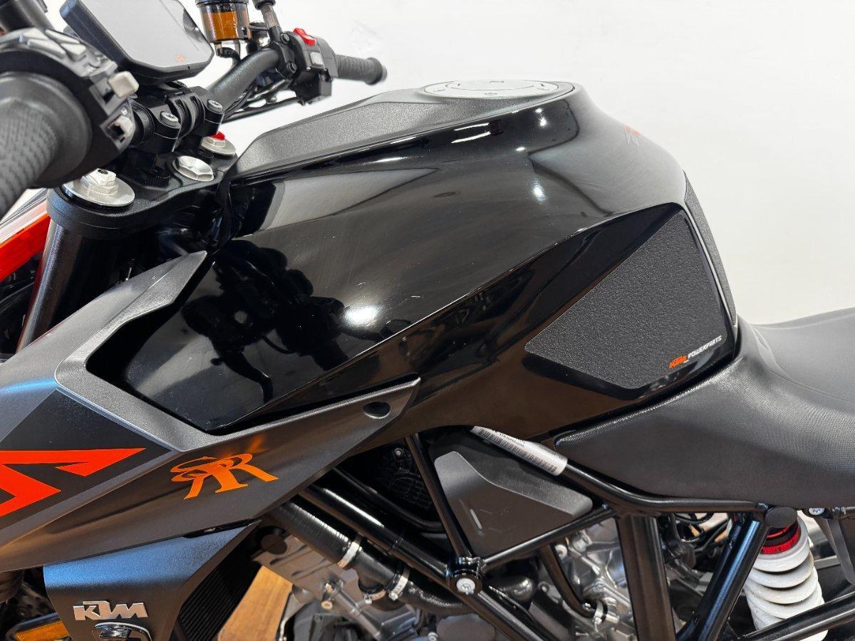 2018 KTM 1290 SUPER DUKE R SPORTS
