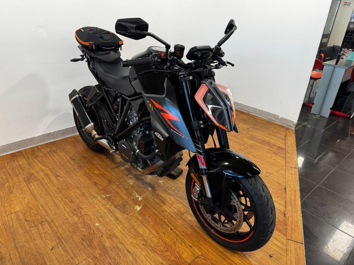2018 KTM 1290 SUPER DUKE R SPORTS