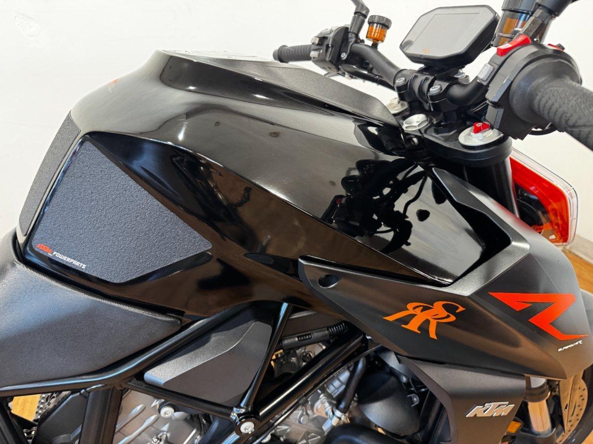 2018 KTM 1290 SUPER DUKE R SPORTS