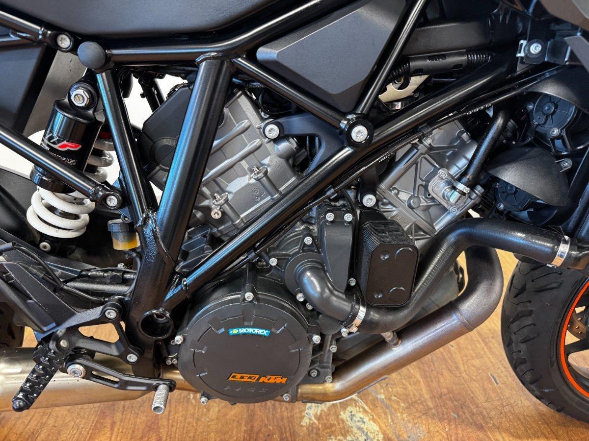 2018 KTM 1290 SUPER DUKE R SPORTS