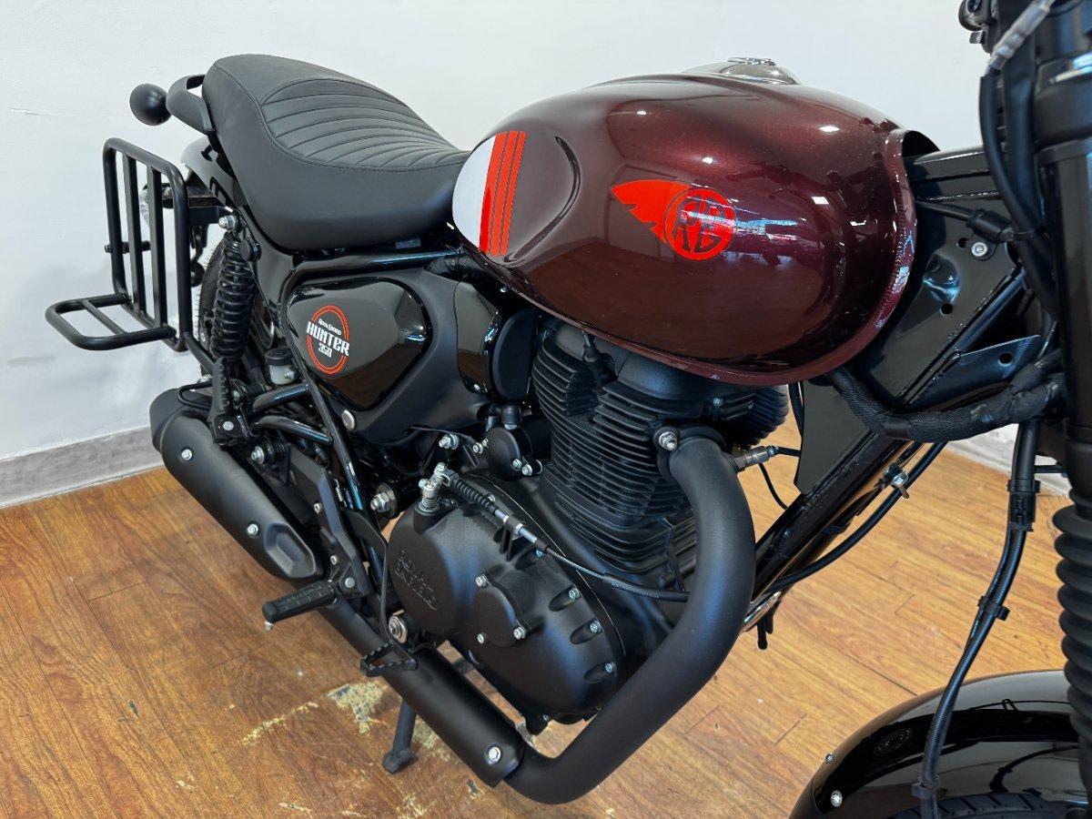 2024 ROYAL ENFIELD HUNTER 350 ROAD