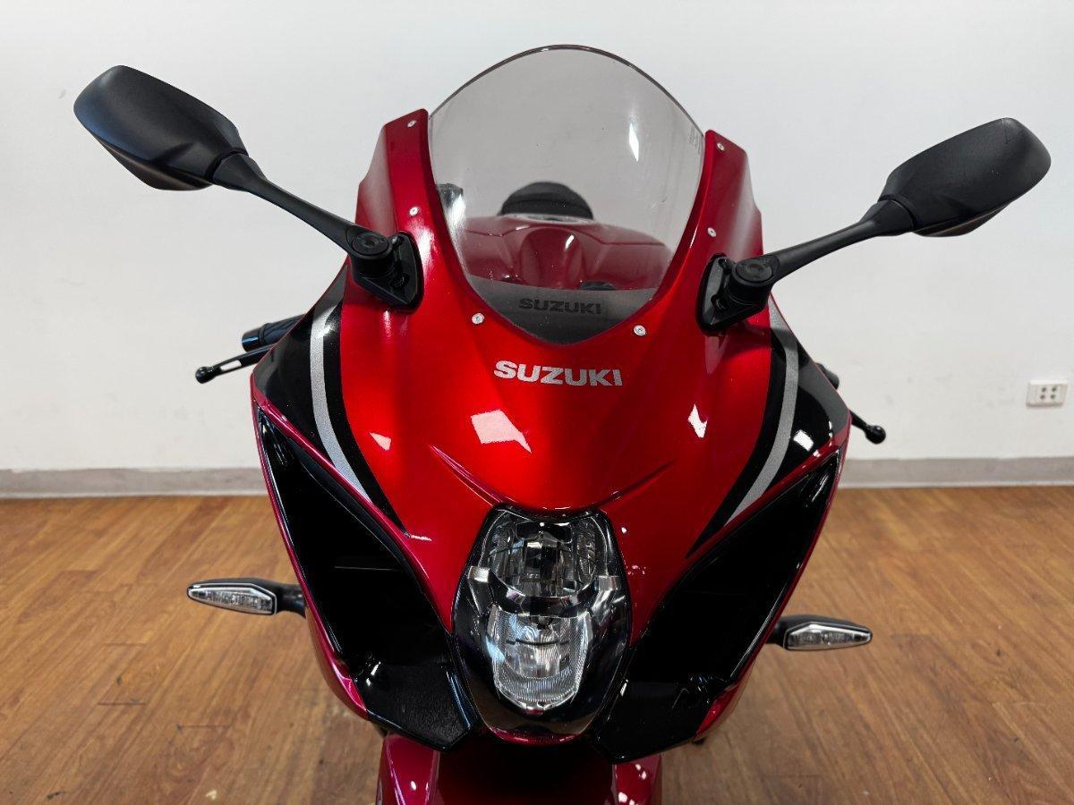 2025 SUZUKI GSX-R1000R SPORTS