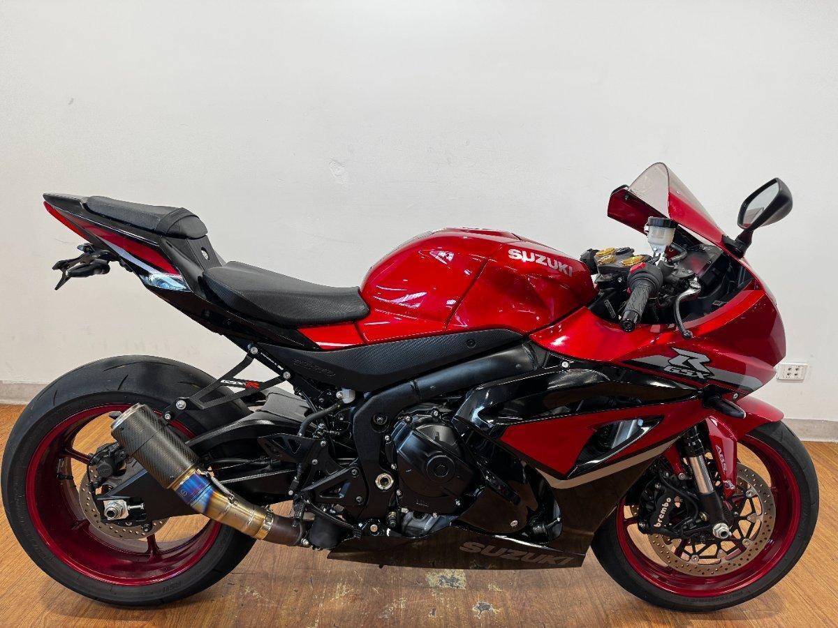 2025 SUZUKI GSX-R1000R SPORTS