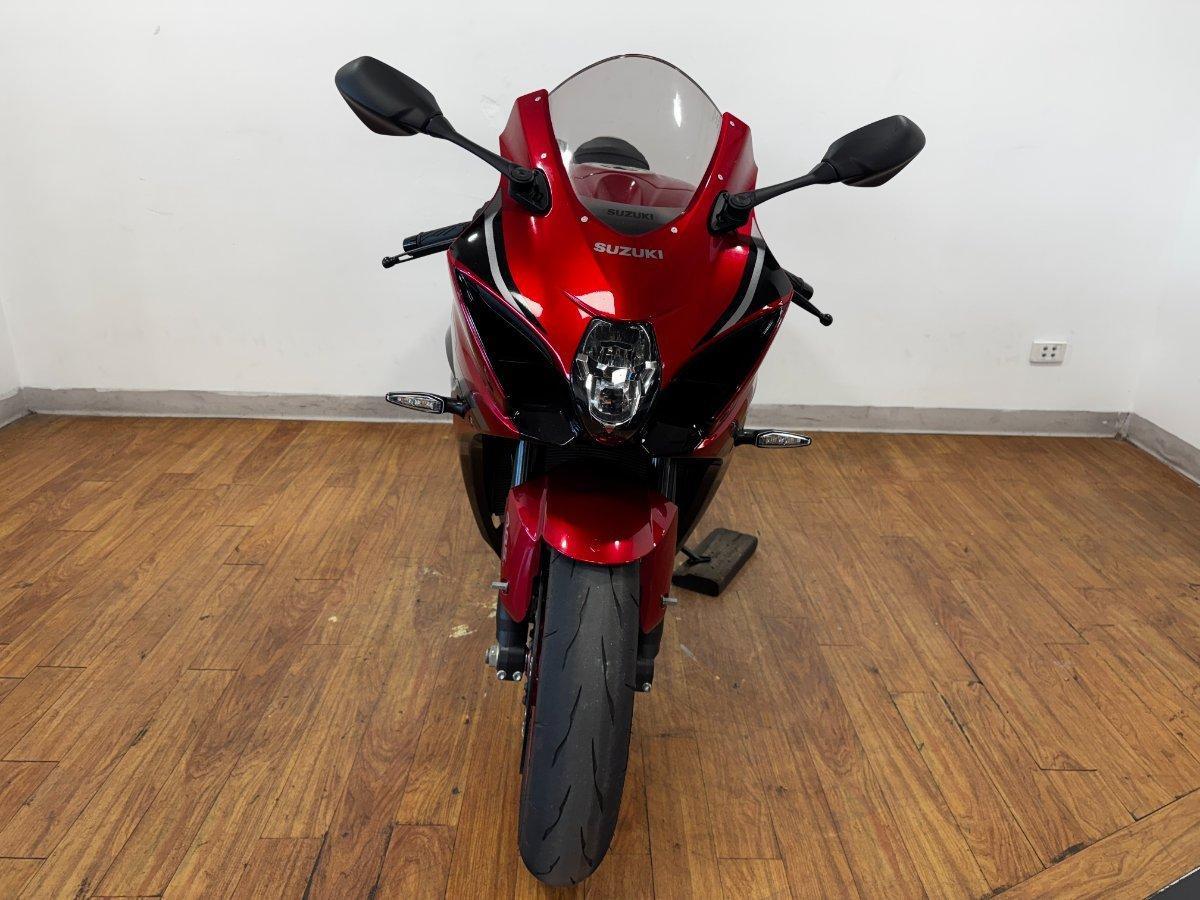 2025 SUZUKI GSX-R1000R SPORTS