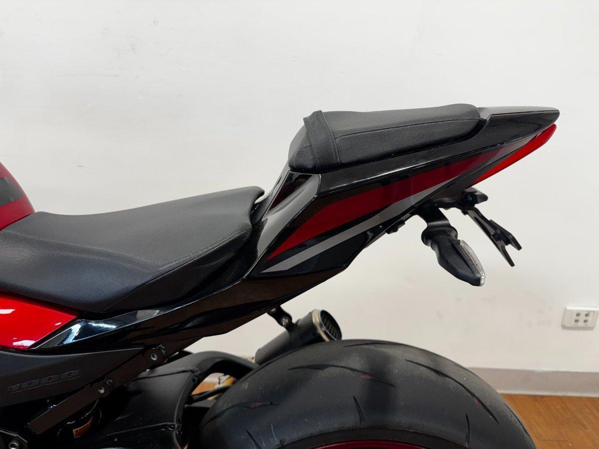2025 SUZUKI GSX-R1000R SPORTS