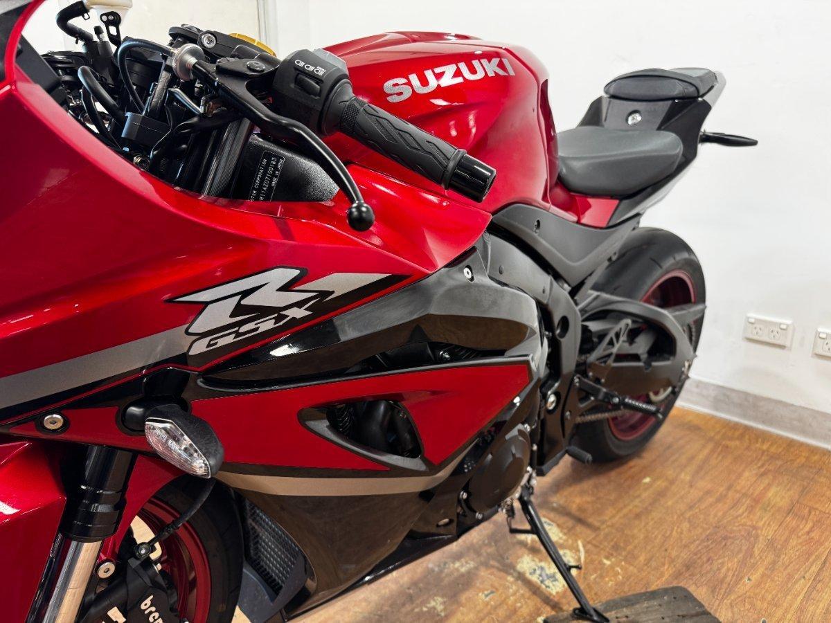 2025 SUZUKI GSX-R1000R SPORTS