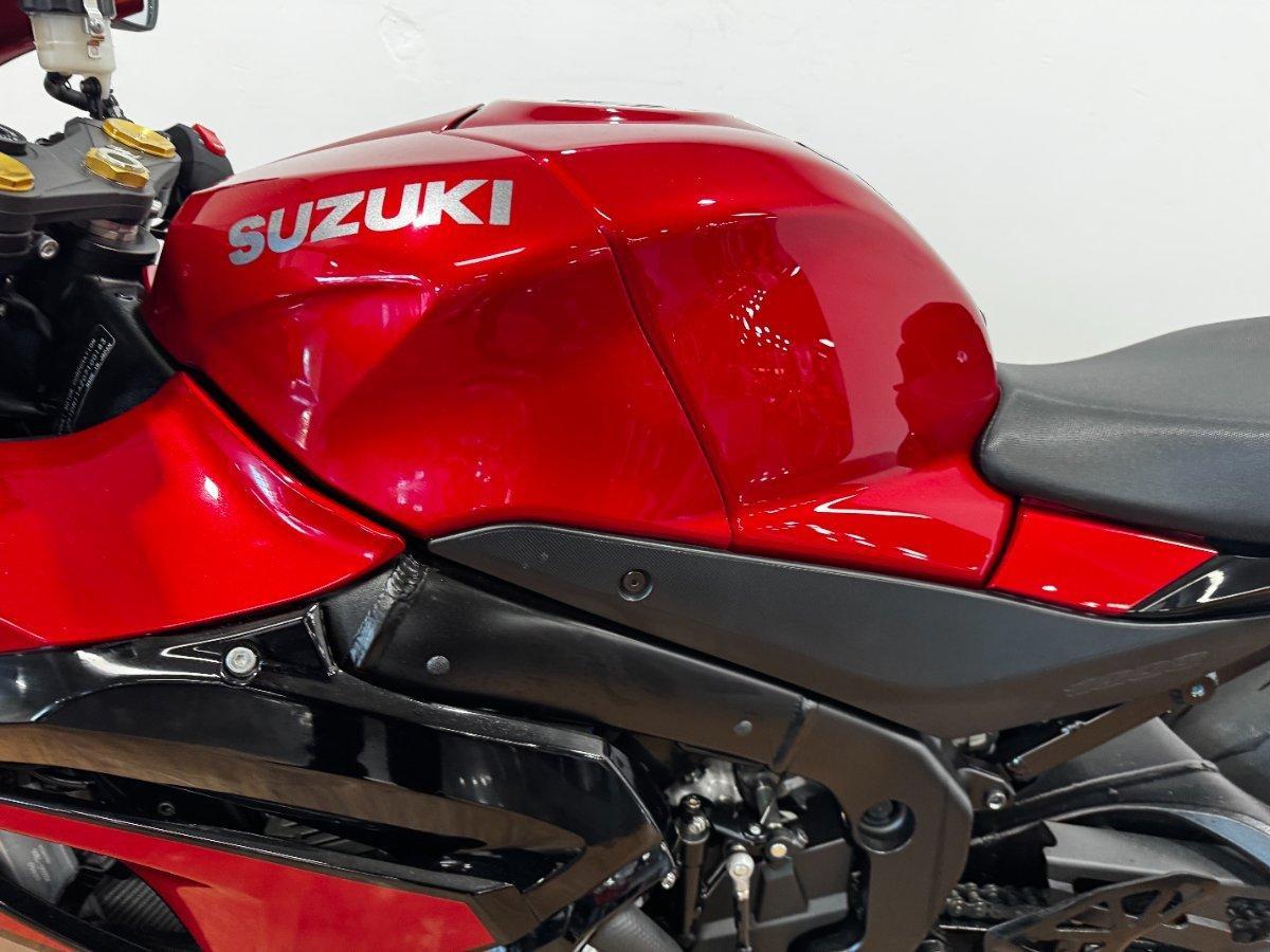 2025 SUZUKI GSX-R1000R SPORTS