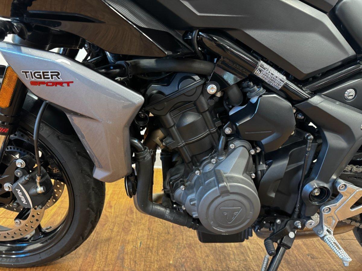 2024 TRIUMPH TIGER SPORT 660 DUAL SPORTS