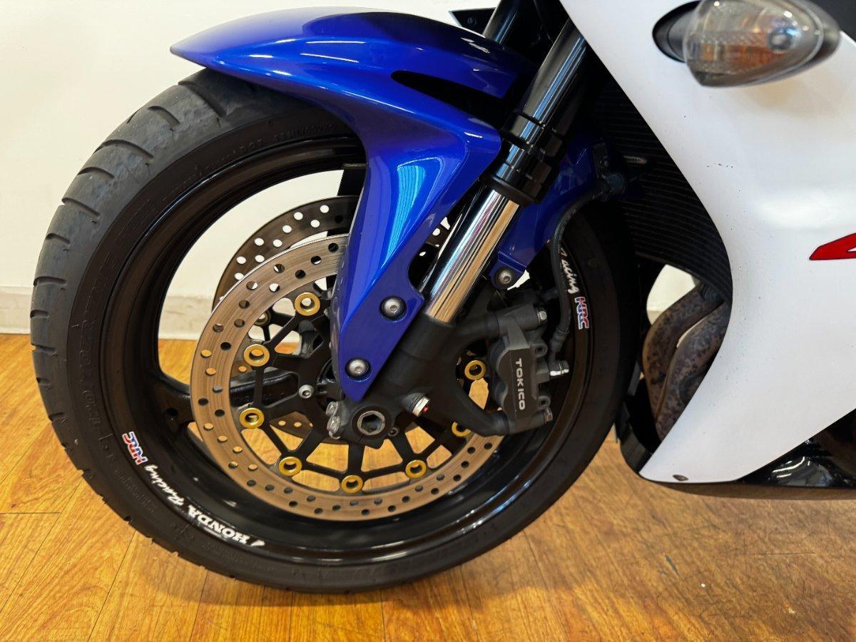 2011 HONDA CBR600RR SPORTS