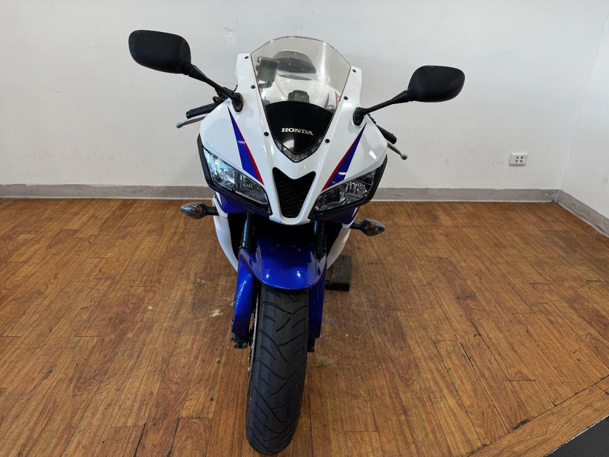 2011 HONDA CBR600RR SPORTS