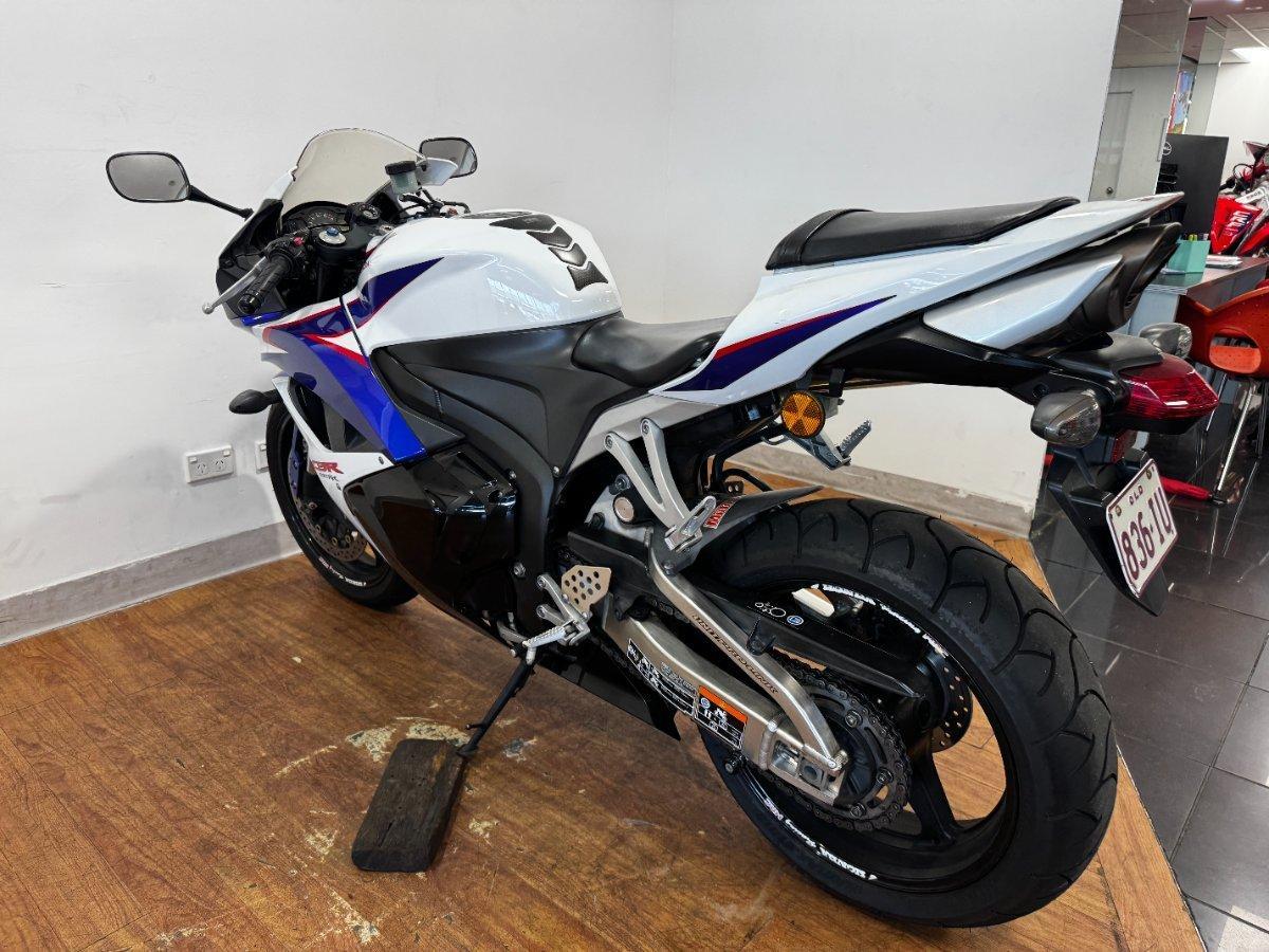 2011 HONDA CBR600RR SPORTS