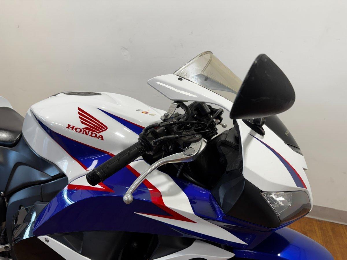 2011 HONDA CBR600RR SPORTS