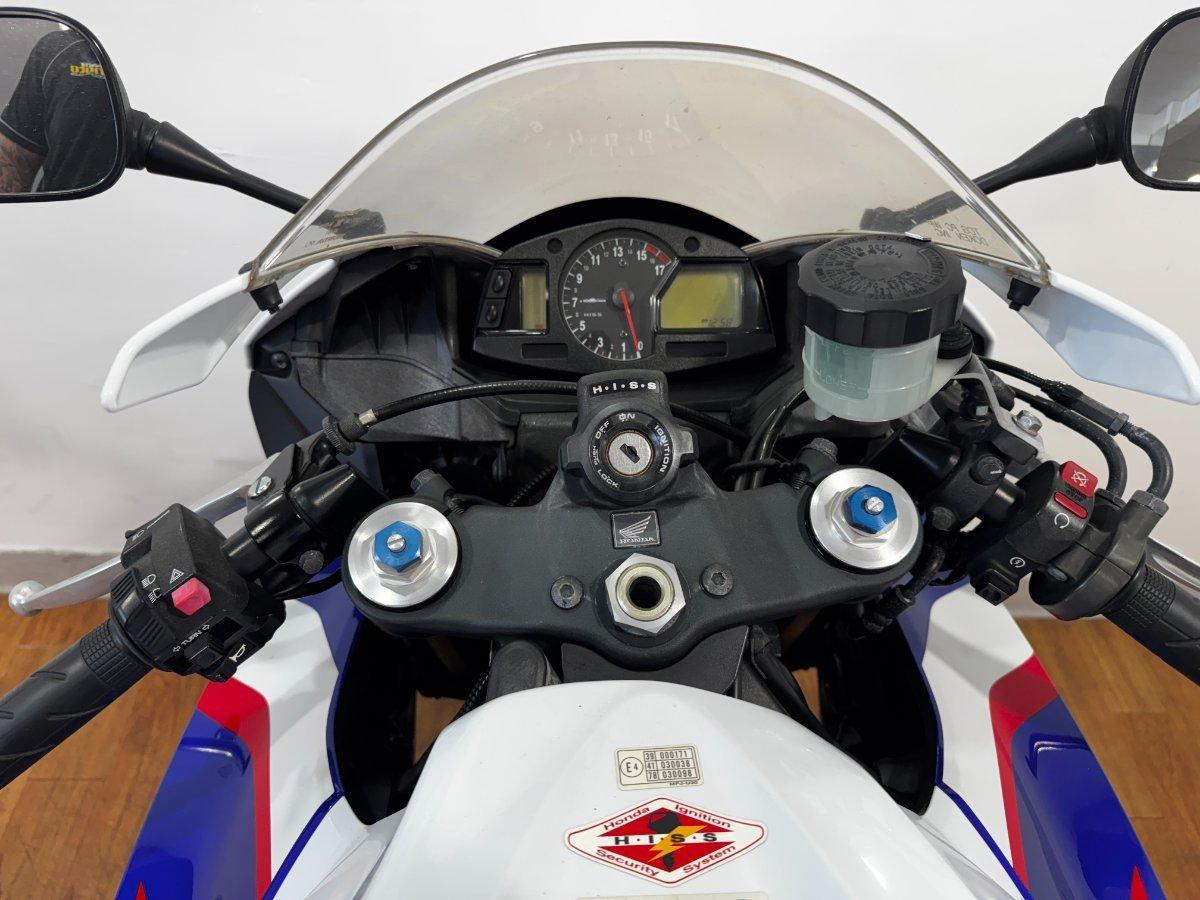 2011 HONDA CBR600RR SPORTS
