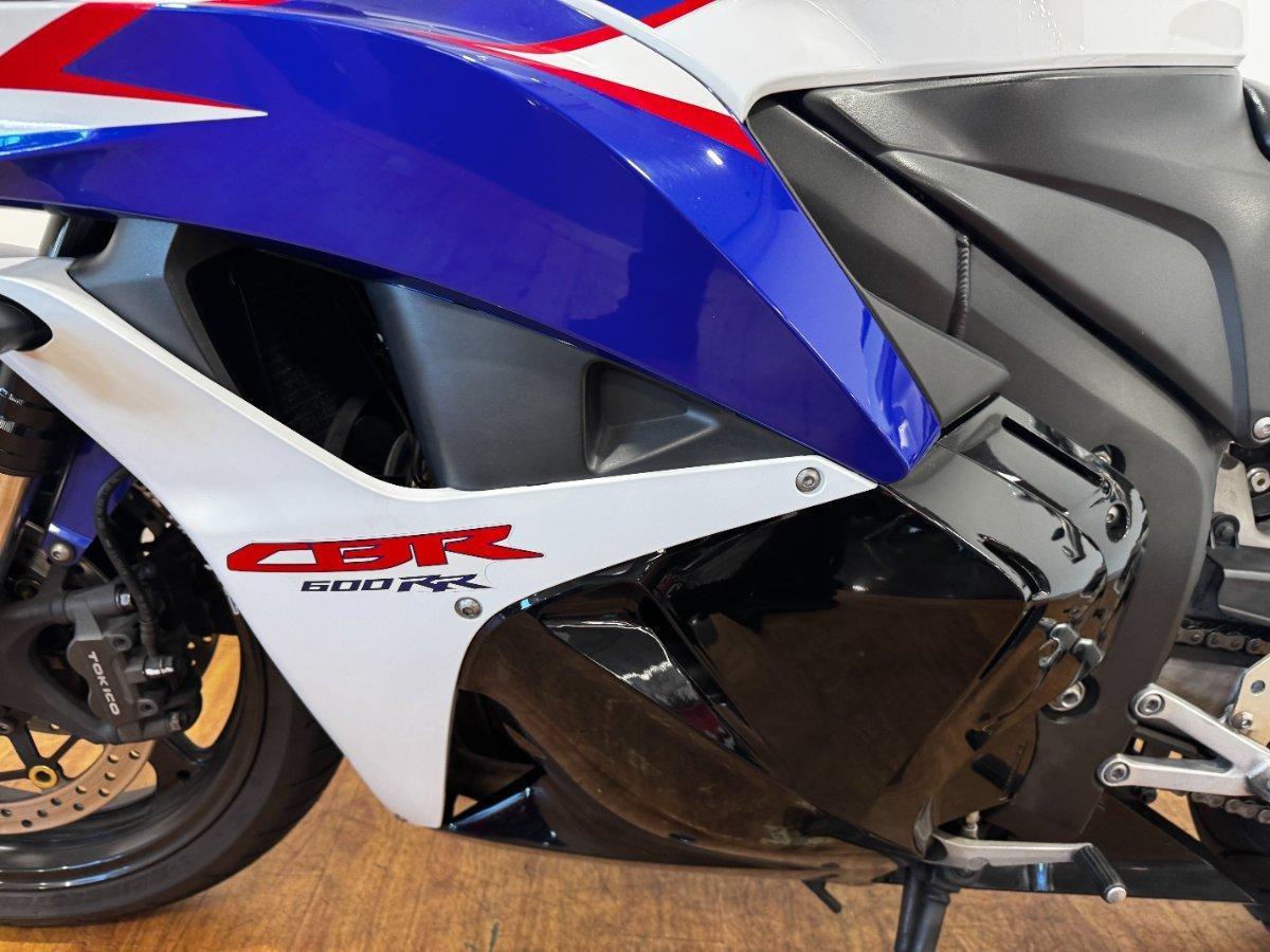2011 HONDA CBR600RR SPORTS