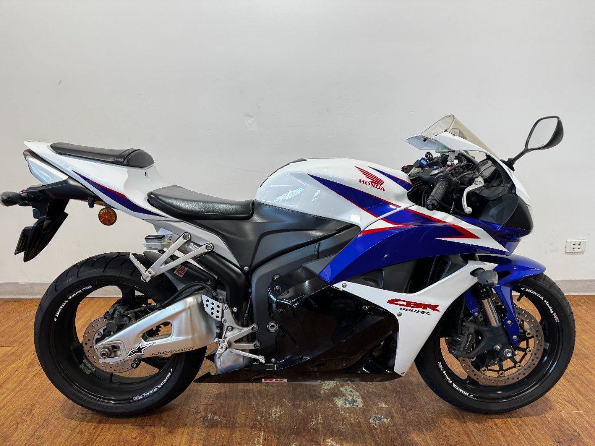 2011 HONDA CBR600RR SPORTS