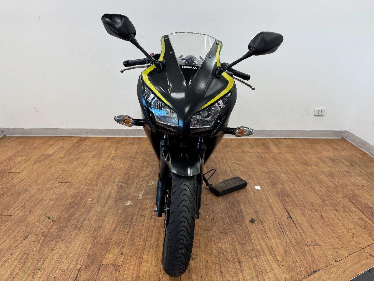 2015 HONDA CBR300R (ABS) ROAD