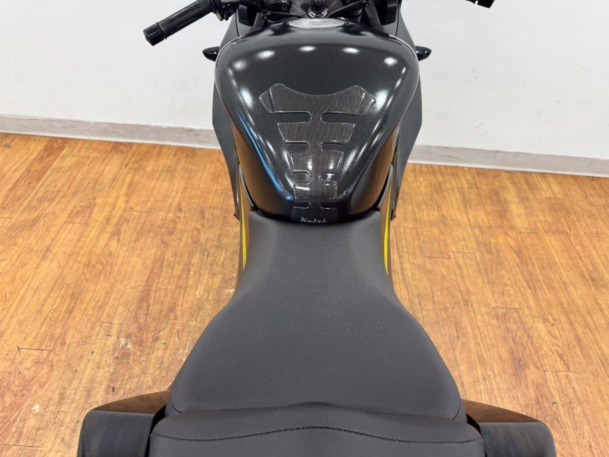 2015 HONDA CBR300R (ABS) ROAD
