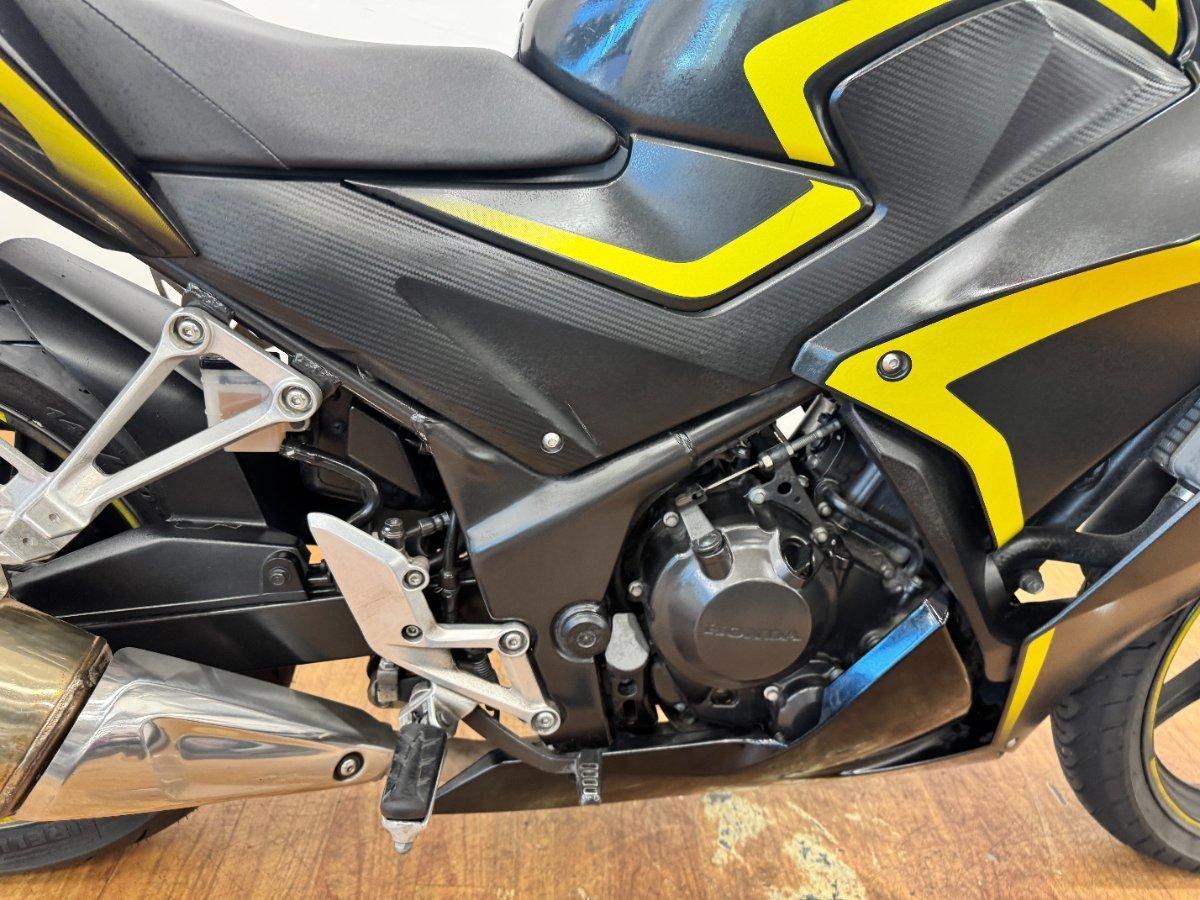 2015 HONDA CBR300R (ABS) ROAD