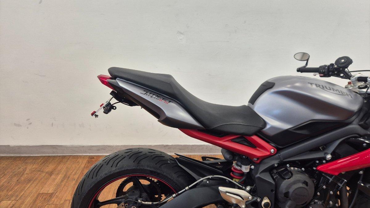 2014 TRIUMPH STREET TRIPLE R ROAD