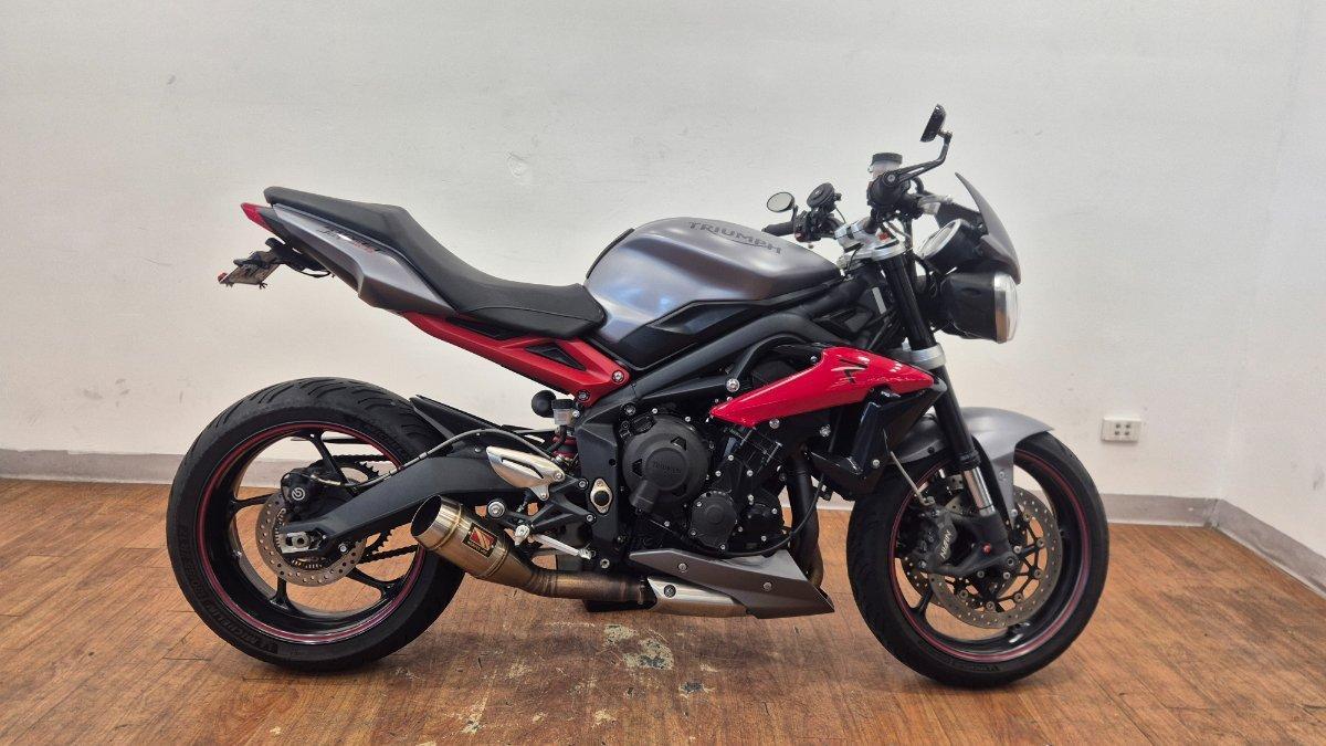 2014 TRIUMPH STREET TRIPLE R ROAD