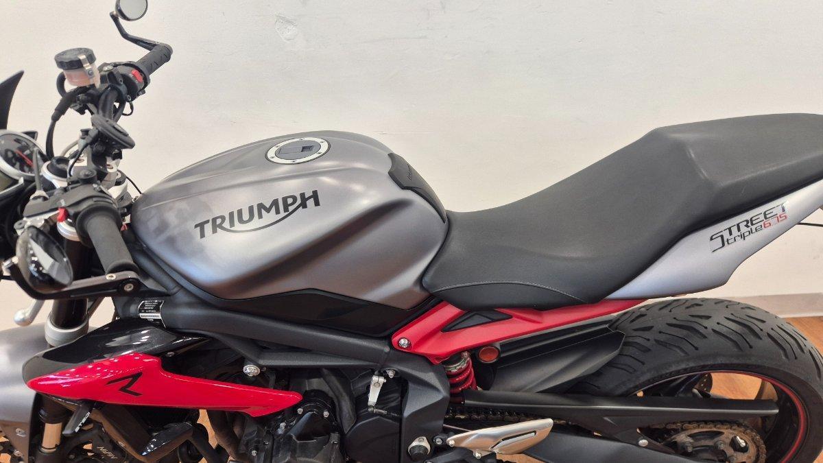 2014 TRIUMPH STREET TRIPLE R ROAD
