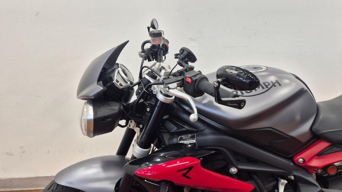 2014 TRIUMPH STREET TRIPLE R ROAD