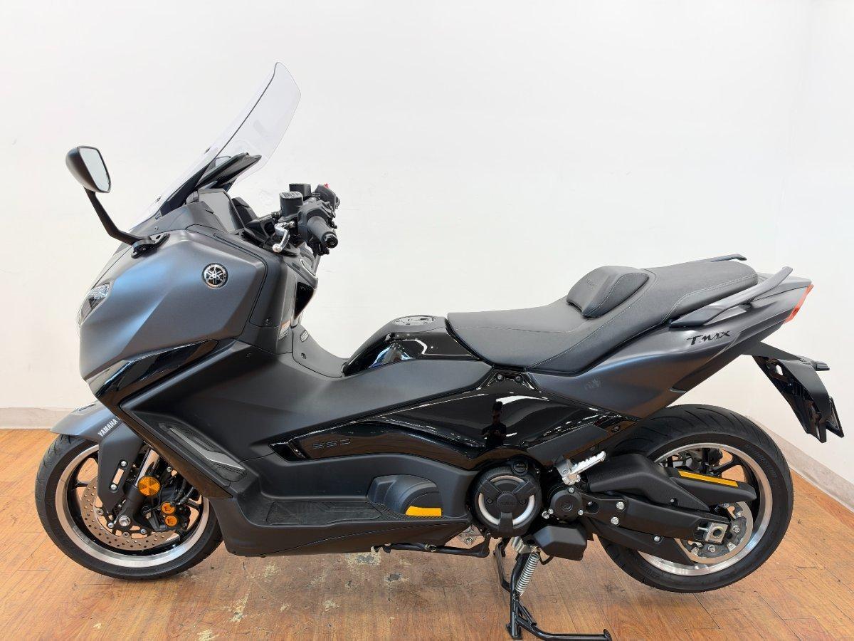 2026 YAMAHA TMAX 560 TECH MAX SCOOTER