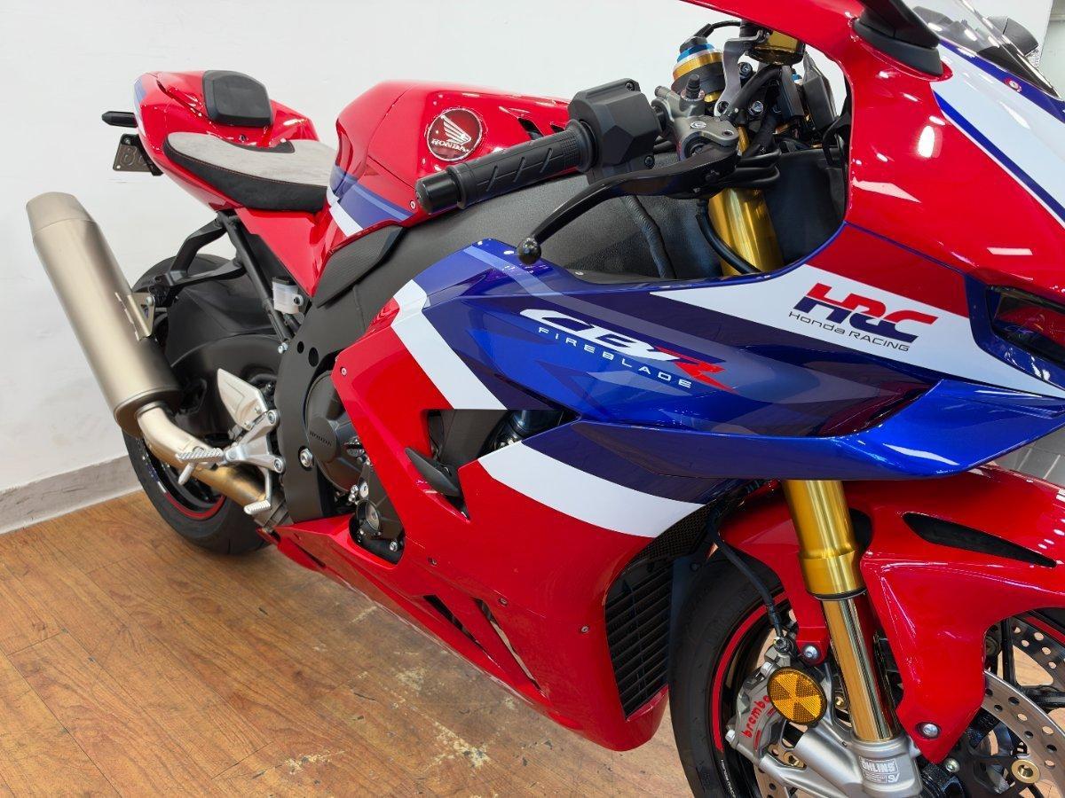 2024 HONDA CBR1000RR-R SP (FIREBLADE) ABS SPORTS