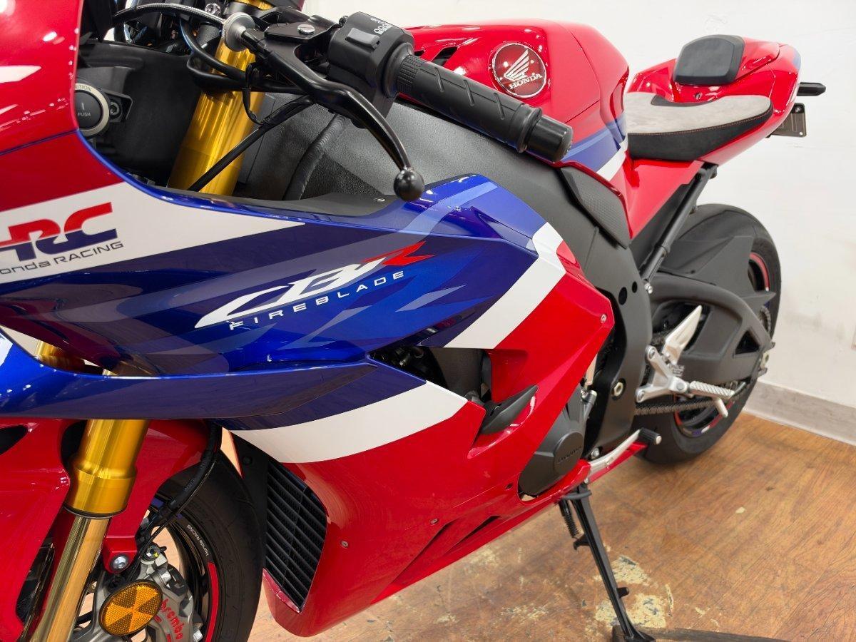 2024 HONDA CBR1000RR-R SP (FIREBLADE) ABS SPORTS
