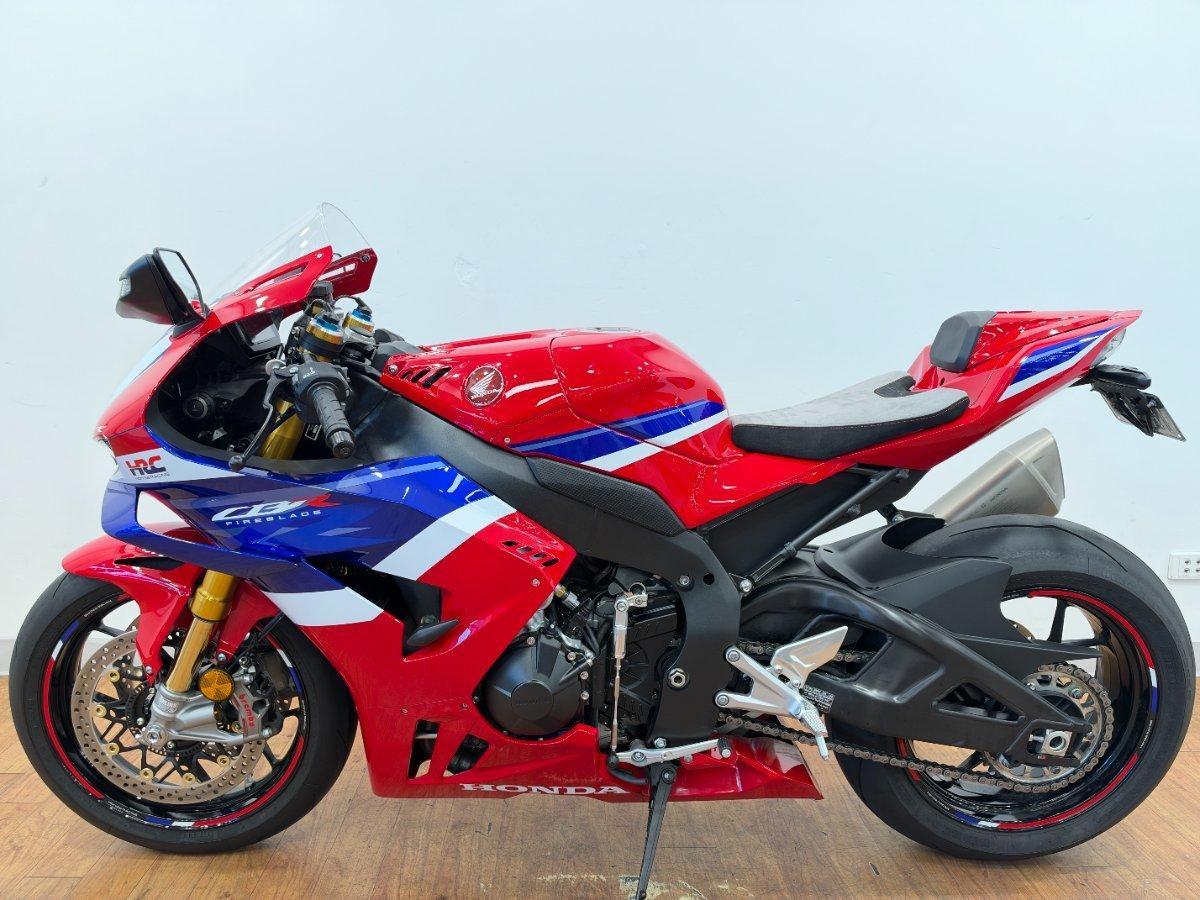 2024 HONDA CBR1000RR-R SP (FIREBLADE) ABS SPORTS