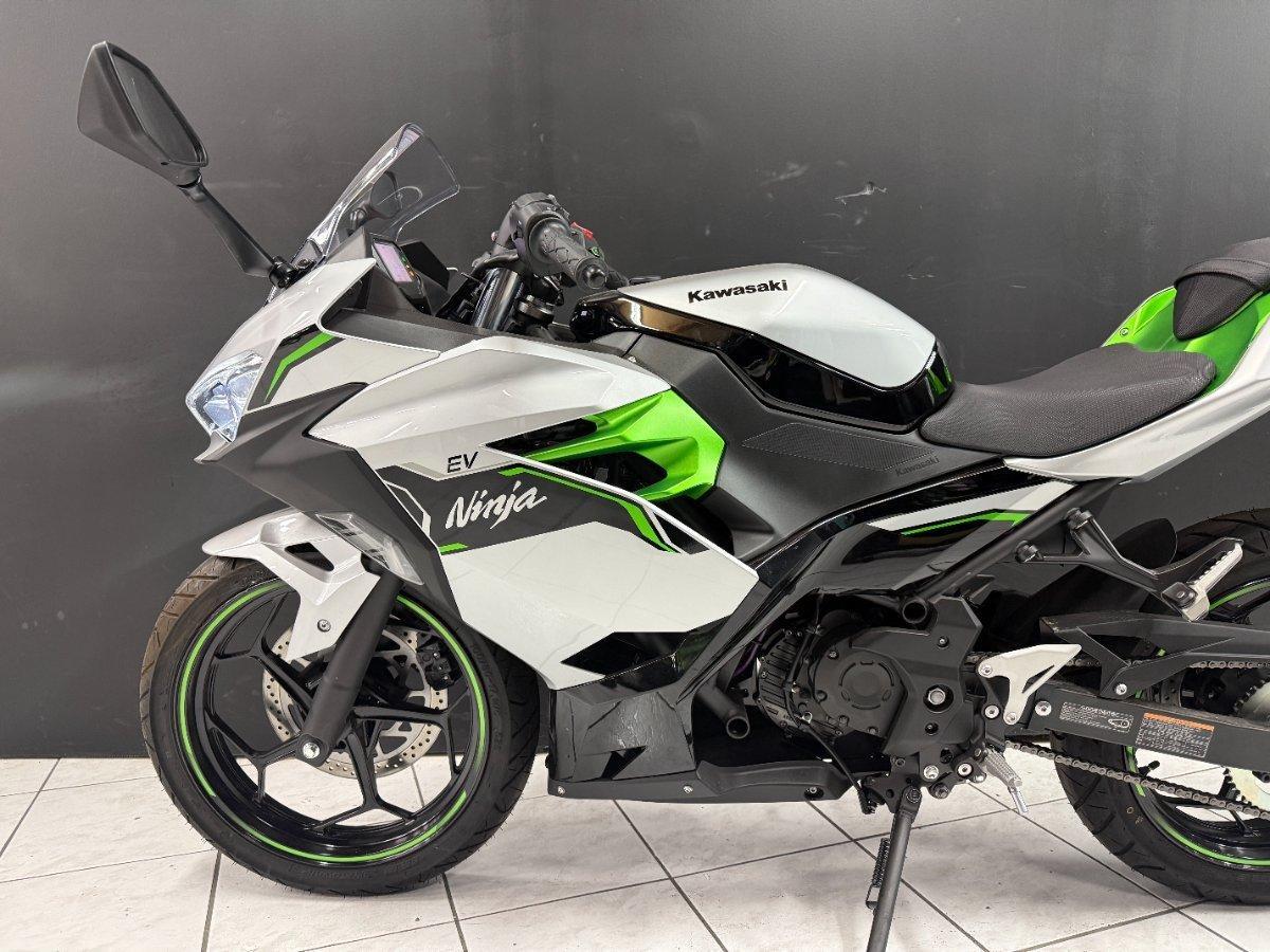 2024 KAWASAKI NINJA e-1 ROAD